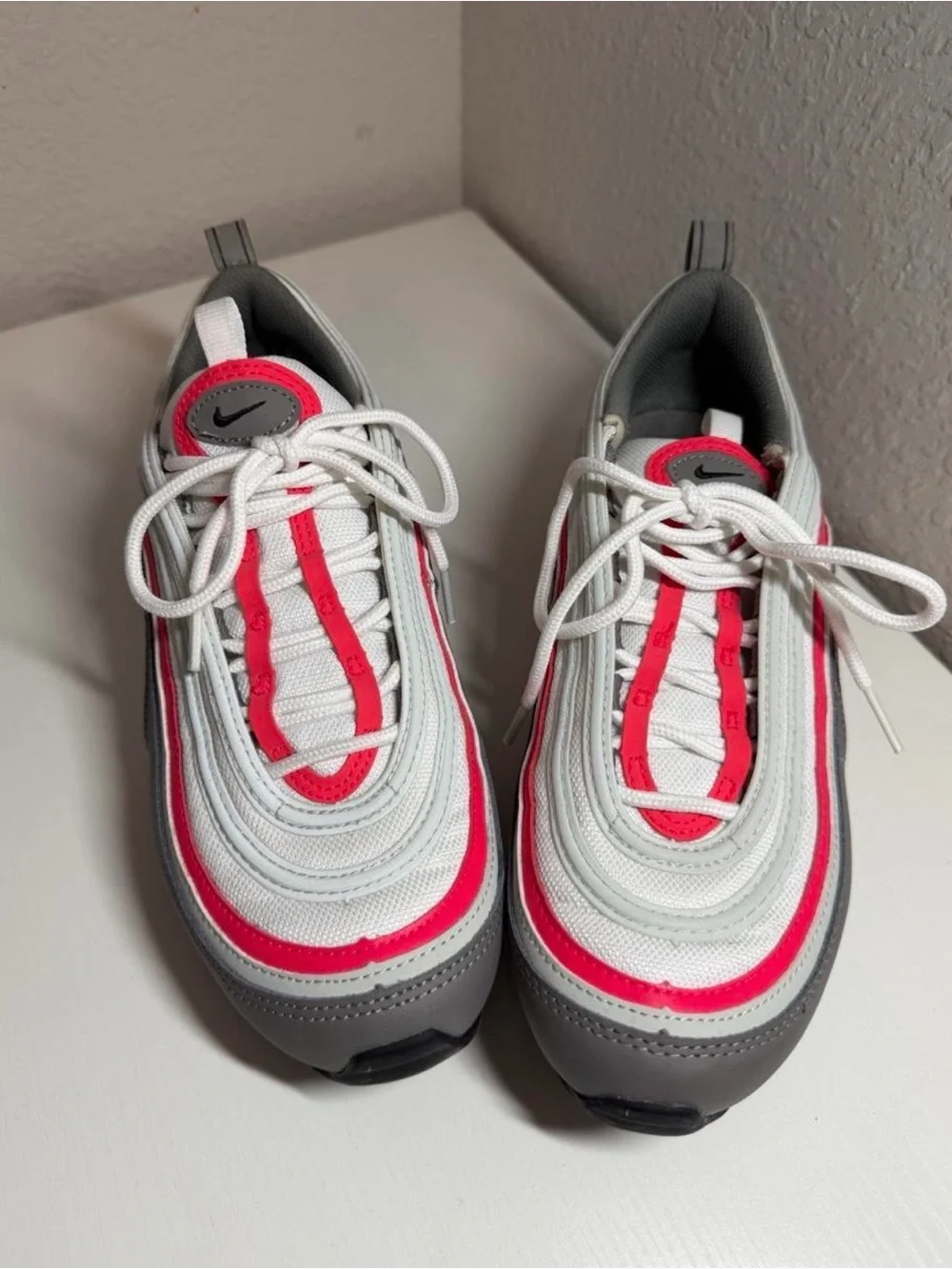 Nike White, Gray & Pink Retro Wave Sneakers